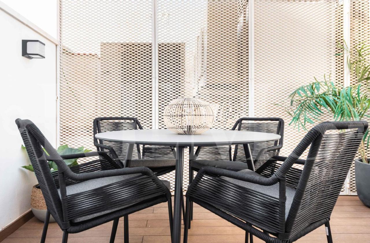 Penthouse Suite With Rooftop In The Heart Of Malaga By Rems Exterior foto